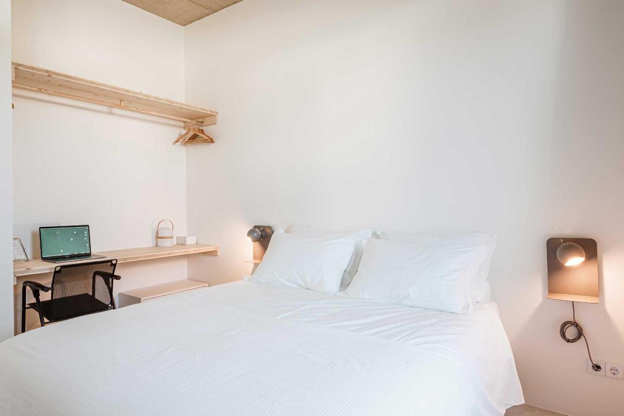 B.Hostel กอมปอร์ตา ภายนอก รูปภาพ