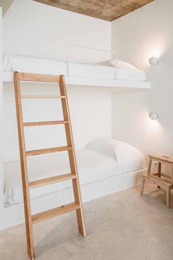 B.Hostel กอมปอร์ตา ภายนอก รูปภาพ